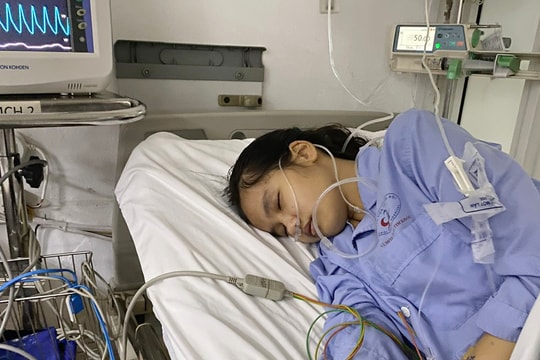 Hãy giúp em Nhung vượt qua bệnh tật