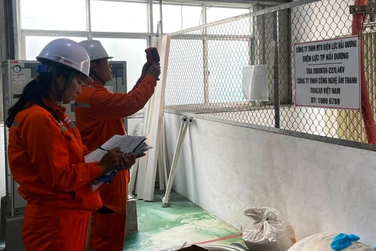 Điện lực Hải Dương tặng quà hơn 90 'gia đình tiết kiệm điện', ' gia đình xanh'