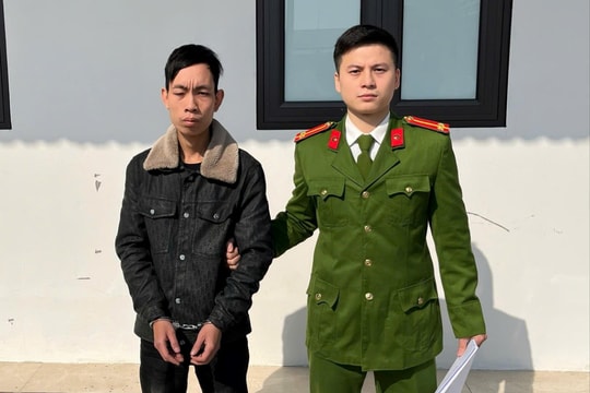 Công an Tứ Kỳ bắt quả tang thanh niên quê Đồng Nai tàng trữ gần 11 kg pháo