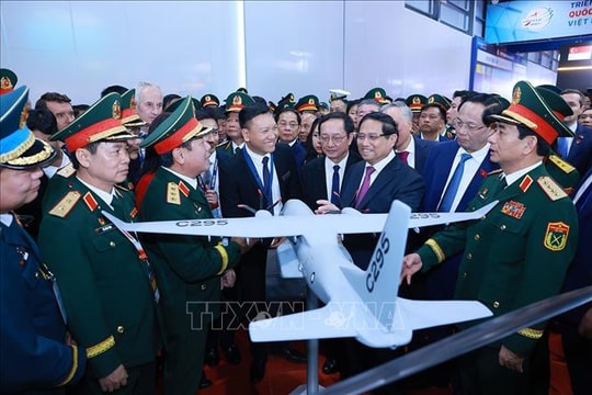 Vietnam seeks to expand defence diplomacy, cooperation: PM