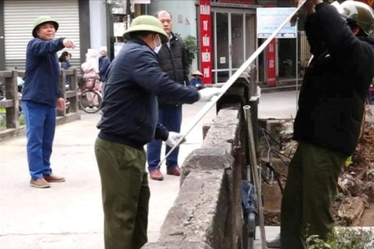 Cẩm Giàng ra quân giải tỏa gần 200 trường hợp vi phạm hành lang bảo vệ công trình thủy lợi