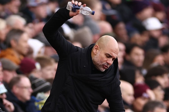Giáng sinh ác mộng của Pep Guardiola