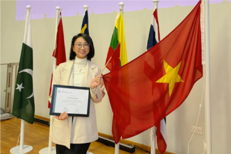 Hồ sơ ấn tượng của cô gái Hải Dương giành học bổng thạc sĩ tại Đại học Leeds Beckett