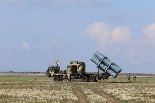 Ukraine sản xuất tên lửa có tầm bắn vươn tới Moskva
