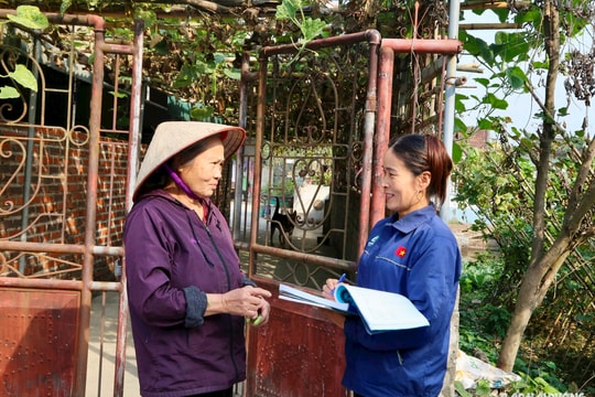 Đi từng ngõ, gõ từng nhà nói chuyện dân số