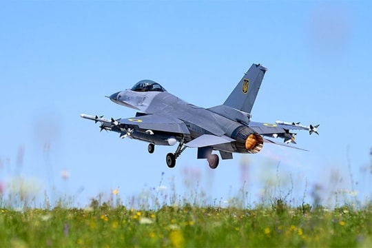 Nga tuyên bố bắn rơi tiêm kích F-16 Ukraine