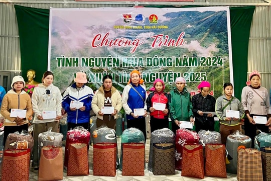 Tuổi trẻ Bình Giang thắp sáng đường quê tại Sơn La