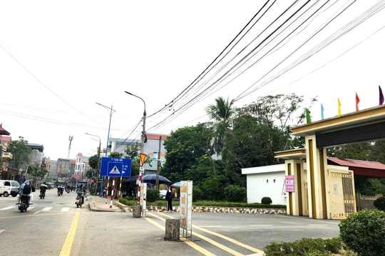 Bình Giang hạ ngầm dây điện trên đường tỉnh 392