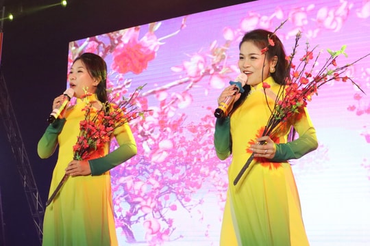 Sắc xuân phơi phới trong chương trình 'Chào năm mới 2025' ở Hải Dương