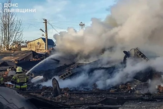 Ukraine tuyên bố bắn hạ hàng chục UAV trong cuộc tấn công của Nga