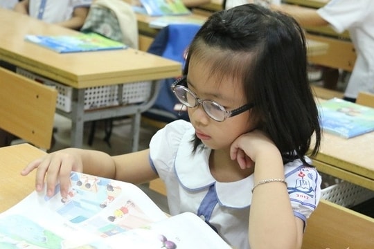 Giáo viên không được dạy thêm thu tiền với học sinh mình đang dạy