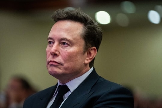 Elon Musk mất gần 18 tỷ USD một ngày