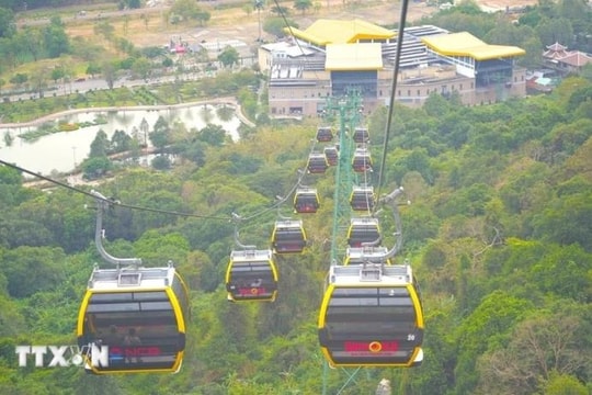 Xu hướng du lịch gia đình sẽ 'lên ngôi' trong năm 2025