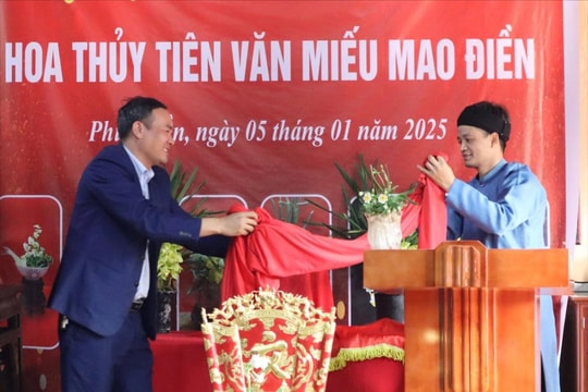 Ra mắt Câu lạc bộ hoa thủy tiên Văn miếu Mao Điền (Cẩm Giàng)