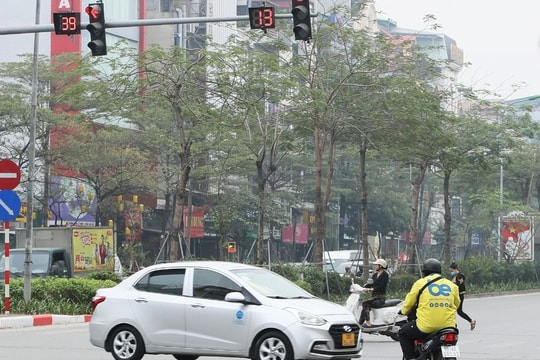 Khi nào vượt đèn đỏ nhưng không bị xử phạt?