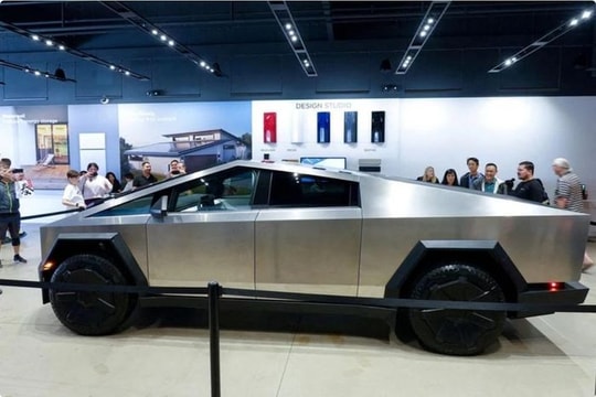 Tesla triệu hồi gần 700.000 xe bị lỗi cảnh báo áp suất lốp
