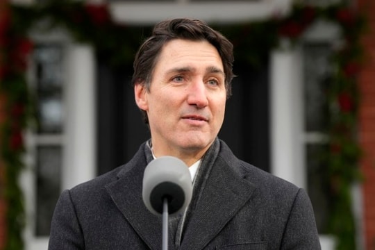 Thủ tướng Canada từ chức lãnh đạo đảng cầm quyền