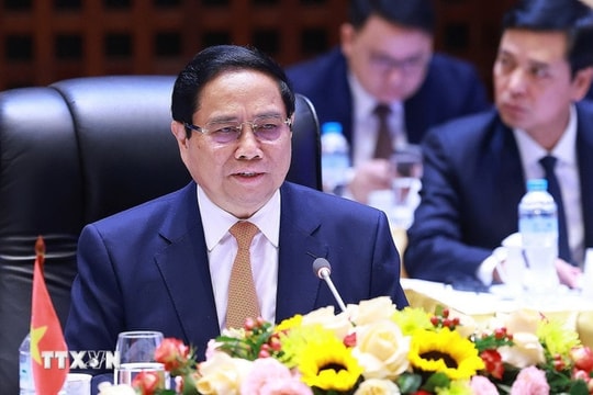 Thủ tướng Việt Nam - Lào đồng chủ trì Kỳ họp Ủy ban liên Chính phủ hai nước