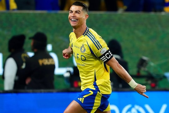 Ronaldo sẽ ký siêu hợp đồng với Al-Nassr