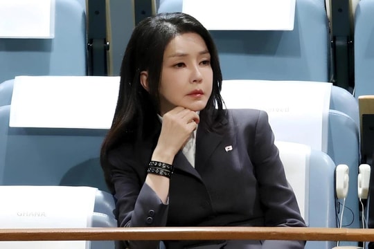 Đệ nhất phu nhân Hàn Quốc có thể bị thu hồi bằng tiến sĩ vì đạo văn