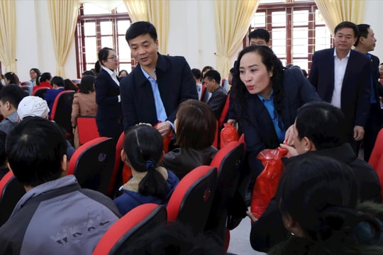 Địa phương đầu tiên ở Hải Dương tổ chức 'Tết sum vầy - Xuân ơn Đảng' 2025