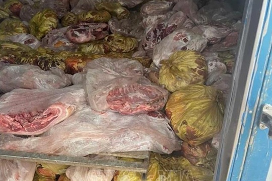 Gom lợn chết làm giò chả Tết, nhà chức trách lệnh quản lý nghiêm
