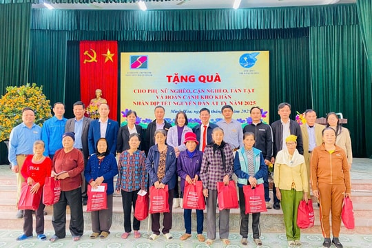 Hàng nghìn suất quà Tết cho phụ nữ, trẻ em nghèo, khuyết tật ở Cẩm Giàng, Kinh Môn
