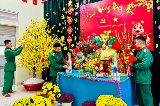 Tết xa nhà của những người lính trẻ