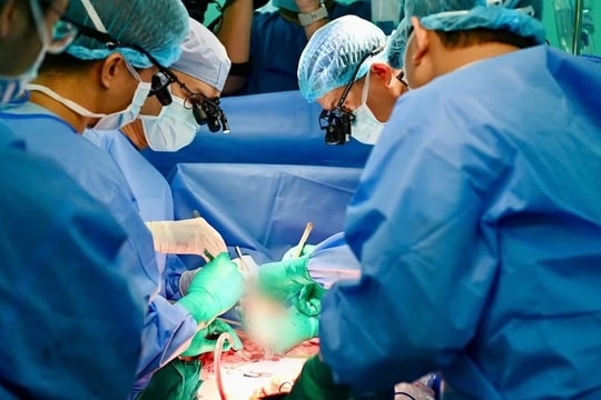 200 y bác sỹ xuyên đêm ghép tạng cứu người trong những ngày cận Tết