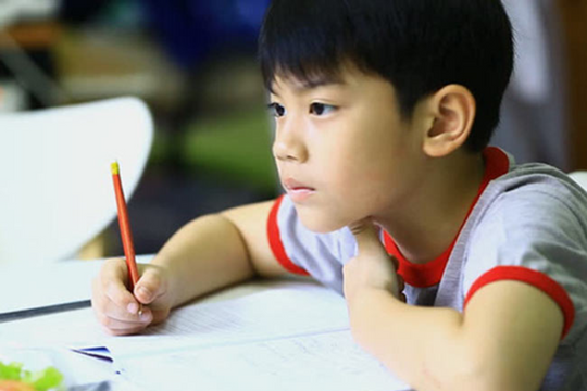 Con làm cả Tết không xong bài tập về nhà, nhiều phụ huynh ám ảnh
