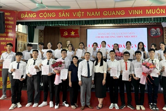 Vào Đảng khi là học sinh, nay ‘nảy mầm, kết trái’
