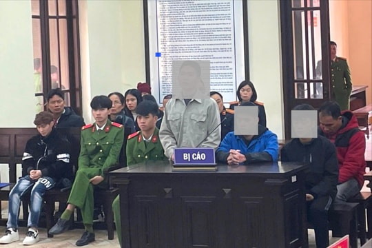 Mời bạn đến ăn liên hoan để lừa lấy xe máy đi bán, 3 thanh niên lĩnh án