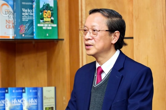 Phụ huynh còn nặng thành tích, dạy thêm còn tiêu cực