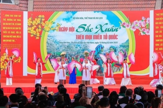Văn hóa truyền thống của 54 dân tộc là nguồn lực quý báu
