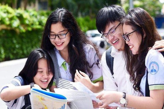 Bộ Giáo dục và Đào tạo bỏ xét tuyển sớm, siết điểm cộng ưu tiên