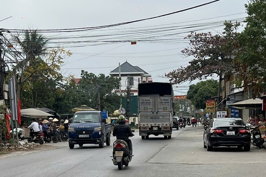 Đầu tư hơn 15,5 tỷ đồng sửa chữa quốc lộ 17B qua huyện Kim Thành