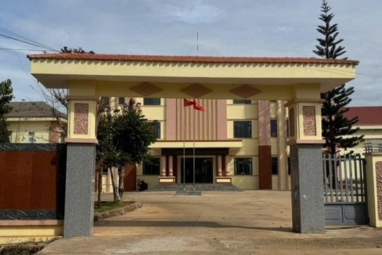 Em gái mượn tên để đăng ký kết hôn, người chị bỗng có '2 chồng'