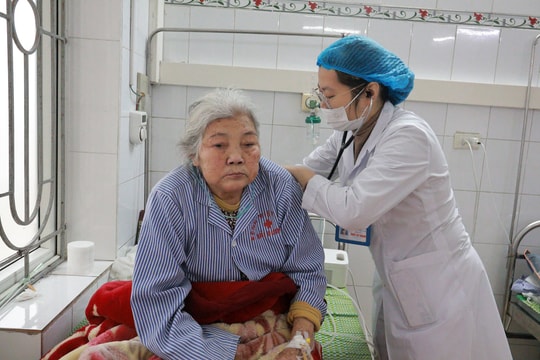 Bệnh nhân cao tuổi nhập viện tăng đột biến do trời rét