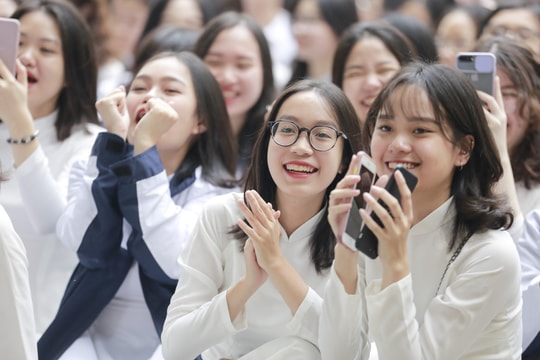 Học sinh công lập được miễn học phí từ năm học 2025 - 2026