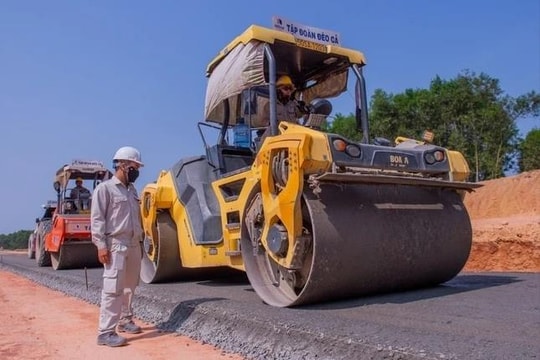 24 bộ, ngành và 49 địa phương chưa phân bổ hết kế hoạch vốn đầu tư công