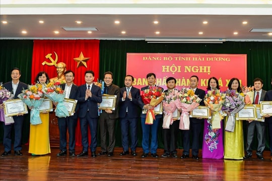Bộ Chính trị kịp thời tháo gỡ một số vướng mắc trong tinh gọn bộ máy