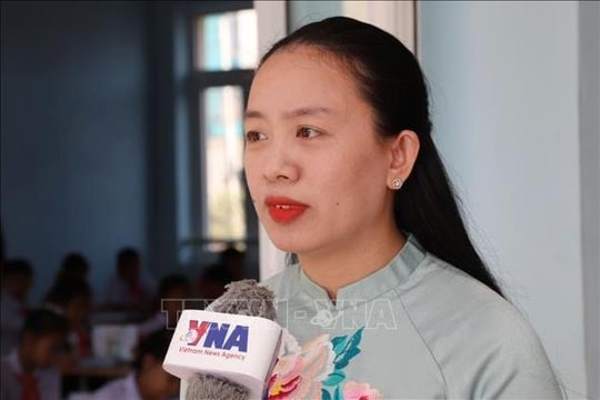 Tuyển chọn 32 giáo viên đi dạy tiếng Việt tại Lào
