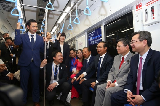 Khánh thành metro Bến Thành - Suối Tiên sau hơn 2 tháng vận hành chính thức