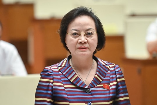 Bộ Nội vụ đề xuất mức hỗ trợ tăng thêm tối đa cho cán bộ khi tinh gọn bộ máy