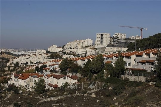 Israel xây dựng tuyến đường chia cắt Bờ Tây
