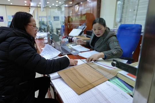 Công chức xã mong 'tinh giản không đồng nghĩa loại bỏ', ưu tiên chọn người trẻ