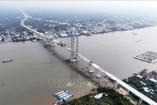 Thủ tướng yêu cầu tổ chức khởi công, khánh thành trực tuyến đồng loạt các công trình lớn