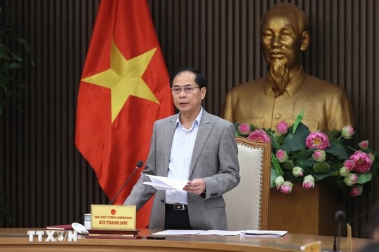 Tiếp tục các biện pháp ngoại giao để tác động Hoa Kỳ có giải pháp phù hợp