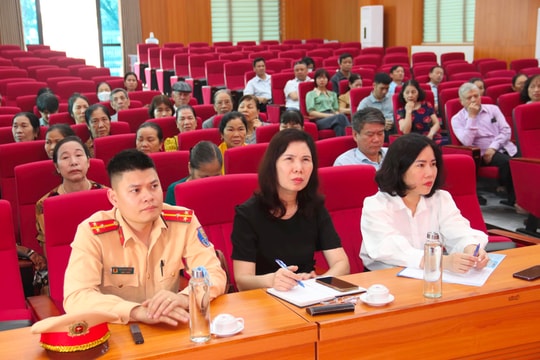 Trên 600 hội viên nông dân TP Hải Dương được cập nhật kiến thức an toàn giao thông