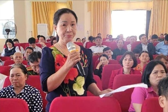 Các đồng chí Thường trực Tỉnh ủy Hải Dương tiếp xúc, đối thoại với cán bộ, hội viên, phụ nữ trên địa bàn tỉnh